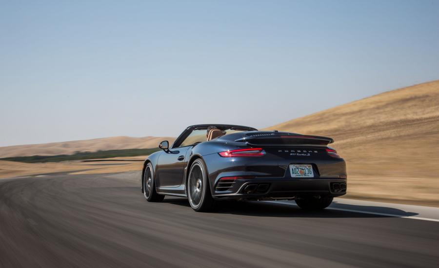  Porsche 911 Turbo S Cabriolet 2016 года  (NA) (фото 11 из 16)